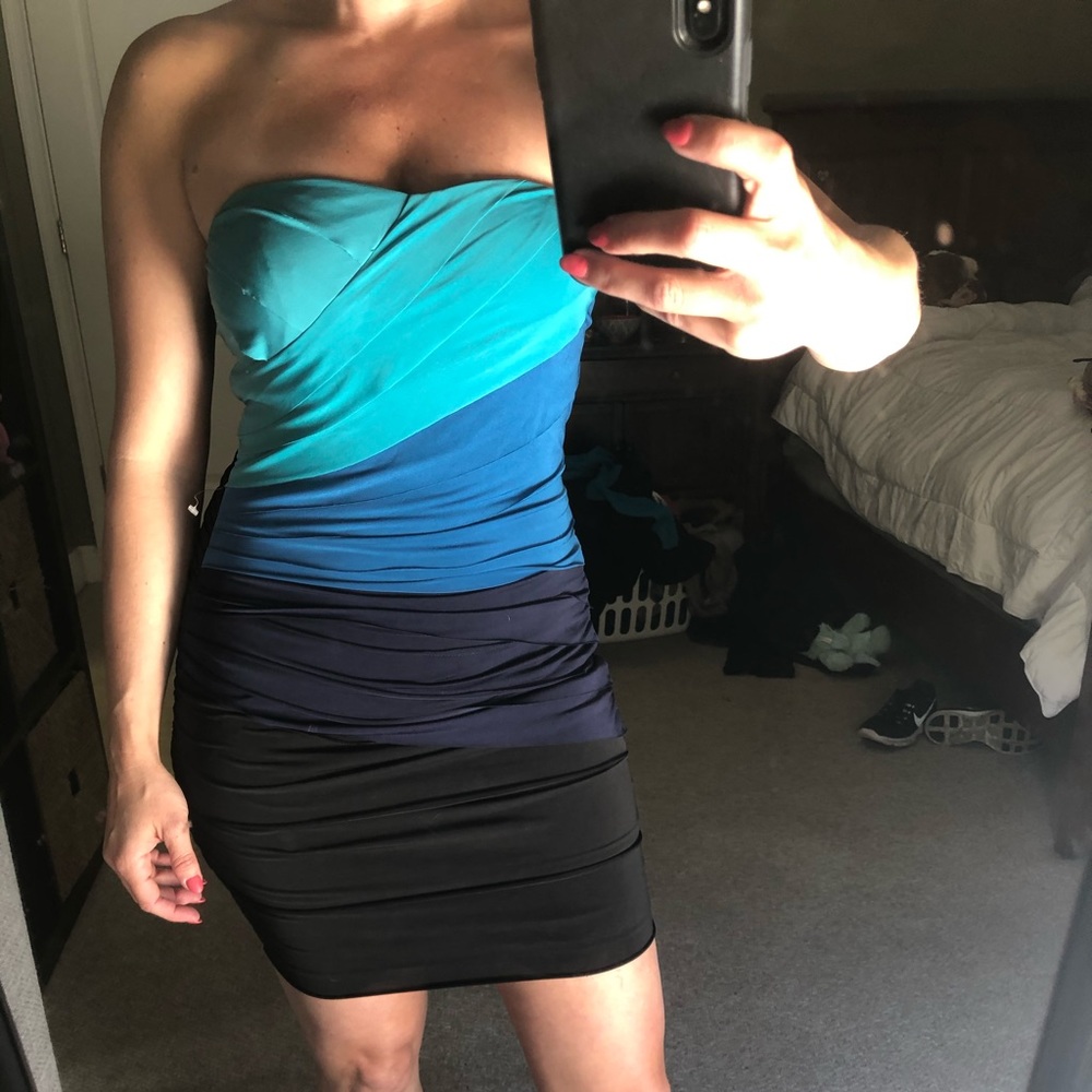 Jodi Kristopher blue/black ruched mini dress. S